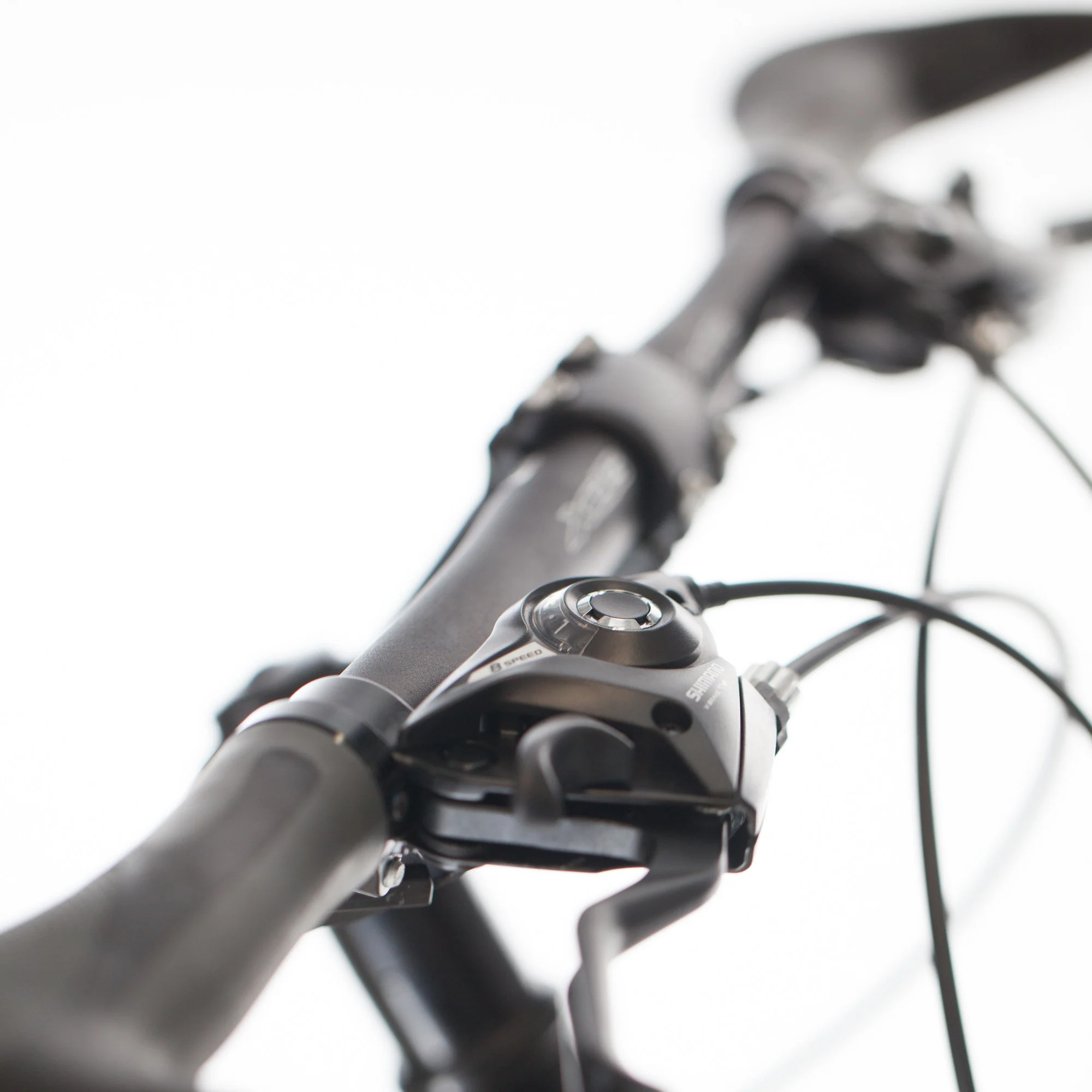XDSBIKE Cross300 24sp Comfort Hybrid Bike // Jet Black - Image 5