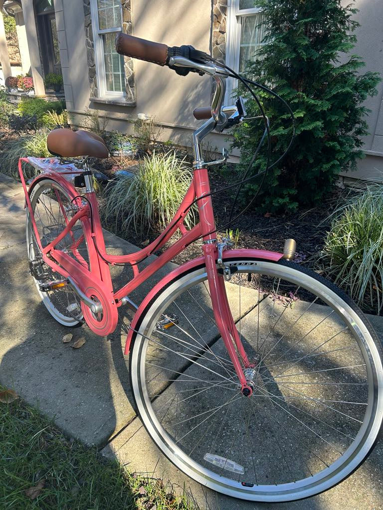 XDSBIKE Nadine 7sp Women's Step-Through City Bike // Pink Coral - Image 3