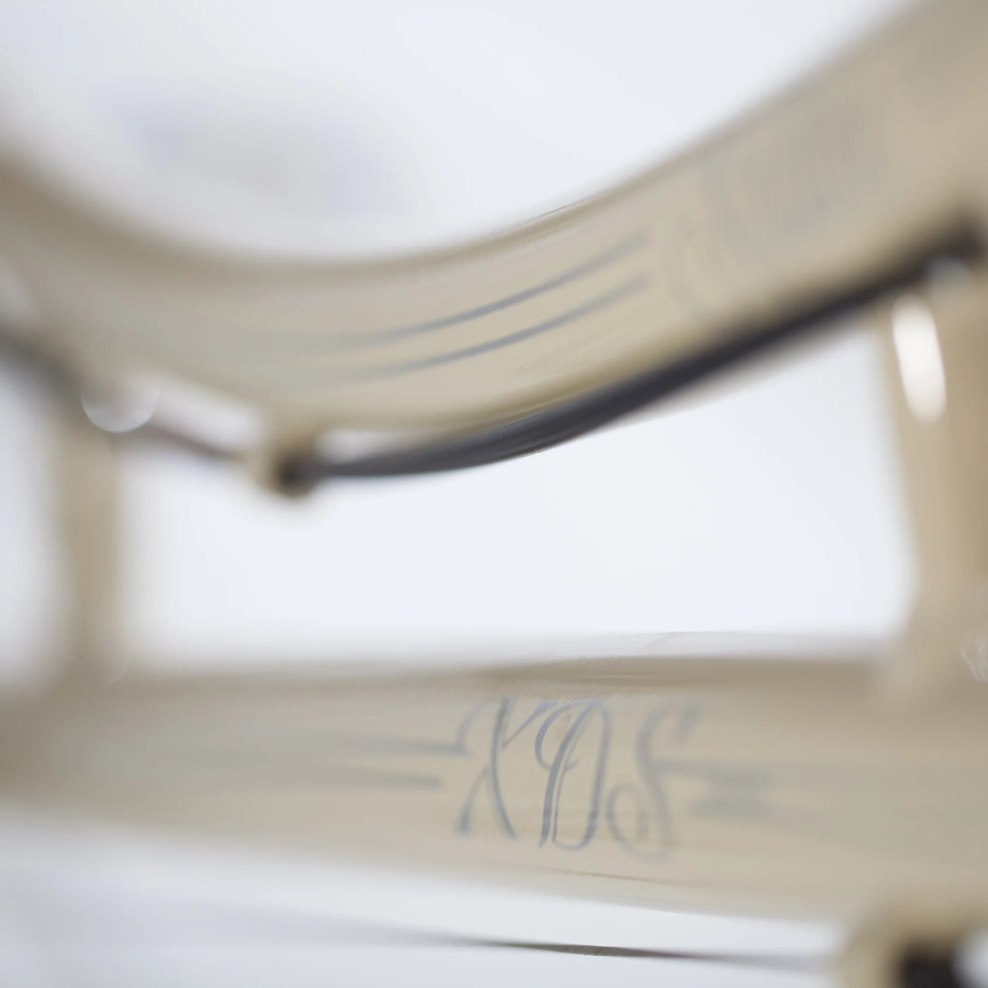 XDSBIKE Nadine 7sp Women's Step-Through City Bike // Dark Vanilla - Image 4